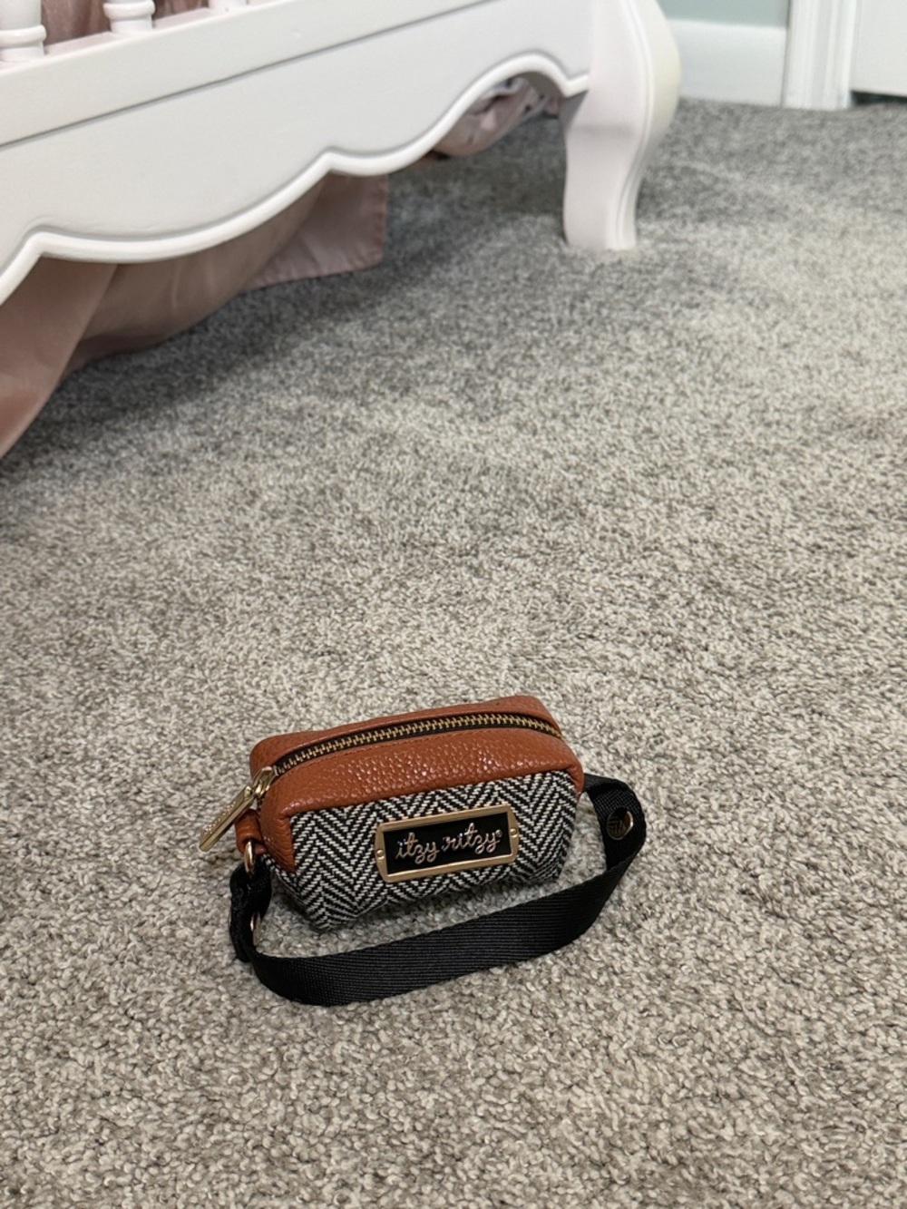Small Itzy Ritzy Diaper Bag pouch